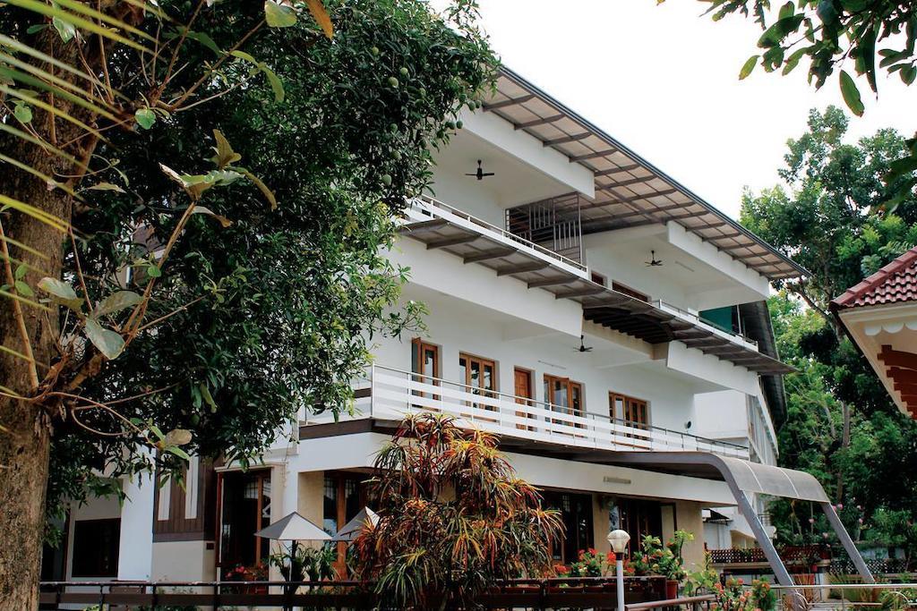 The Health Village Alwaye Esterno foto